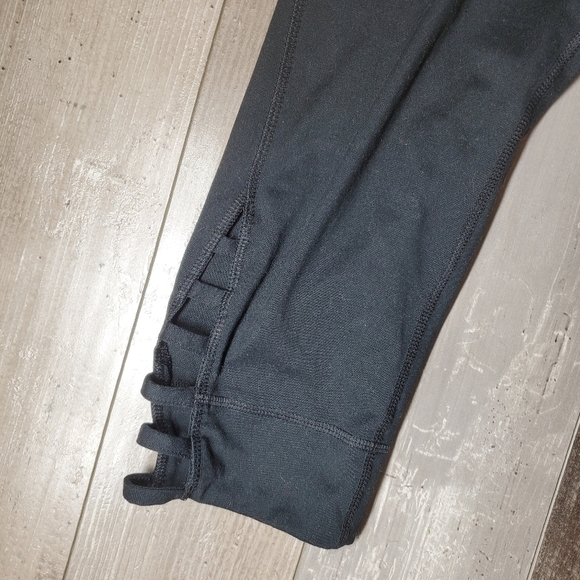 C9 by Champion Black DuoDry Criss-Cross Cutout Women's Size Medium Leggings EUC - Picture 3 of 11